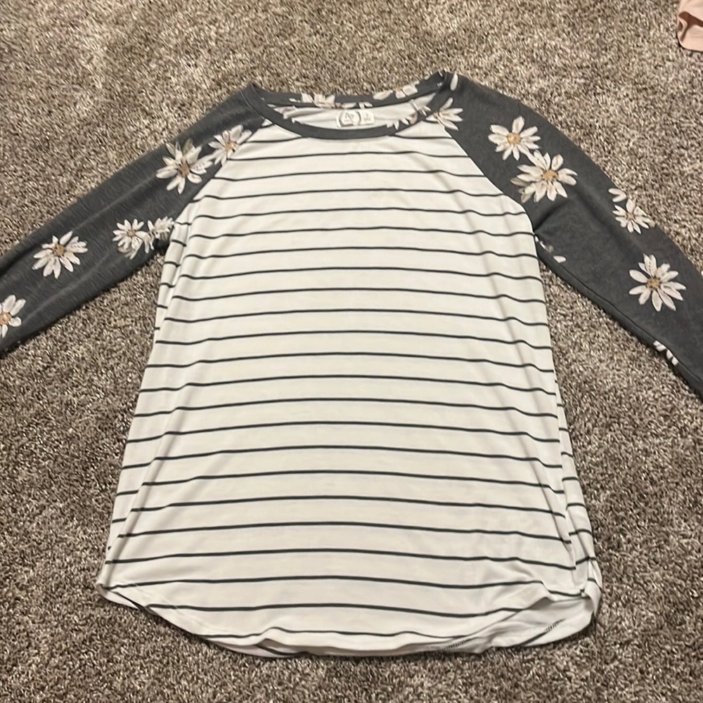 24/7 Maurice's small 3/4 sleeve with scrunched for 2 inches by end of sleeve